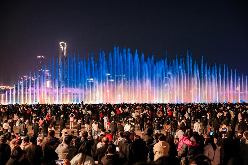 駿馬迎春?悅享三湖?園區(qū)營(yíng)造新春文旅消費(fèi)新體驗(yàn)